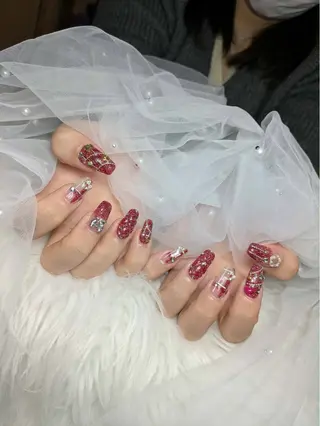 ネイル Queen Nail 　クイーンネイルのネイルデザイン