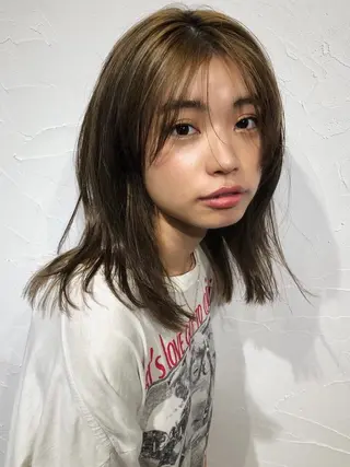 ミディアム カラー 高橋 愛美のヘアスタイル