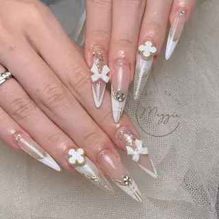 ネイル Maggie Nail🦩のネイルデザイン