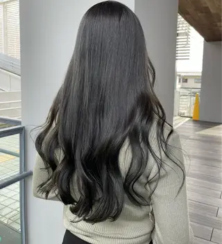 ロング カラー ママ美容師🧸谷山 潮音/ReFa取扱店のヘアスタイル