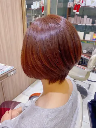 ショート カラー 古川 琴美のヘアスタイル