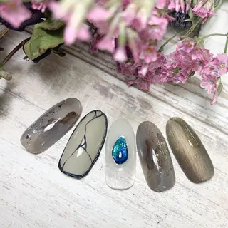 ネイル FIORITURA aiのネイルデザイン