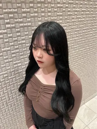 ロング カラー 新宿 neolive アイカ🎀のヘアスタイル