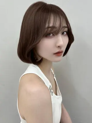 ミディアム ロンドガーネット /髪質改善/レイヤーのヘアスタイル