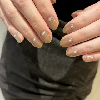 ネイル ANNE梅田ALLYS店所属・村上 カンナのネイルデザイン