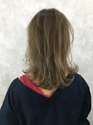 ミディアム カラー レイヤーカット BLend 渋谷のヘアスタイル
