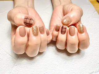 ネイル 濱嶋 結菜のネイルデザイン