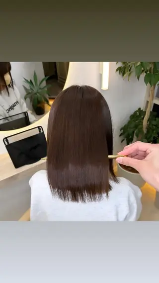 ミディアム Hui.所属・縮毛矯正・髪質改善 特化 出納 直起のヘアスタイル