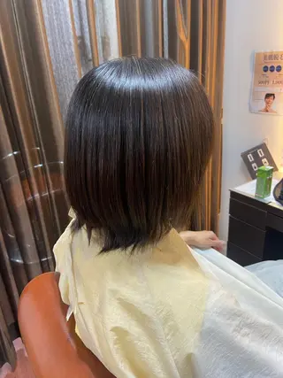 ミディアム 瀧下 唯のヘアスタイル