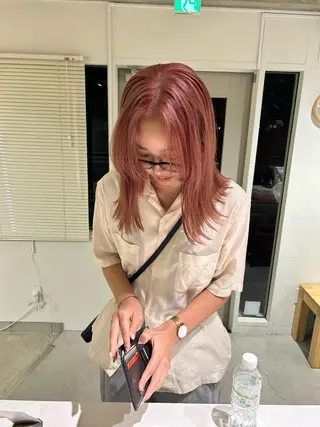 ミディアム BUiK所属・梅田 柚綺乃のヘアスタイル