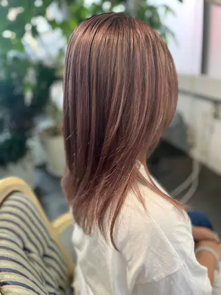 ミディアム Mariana雛/ 西大分/ハイライトのヘアスタイル