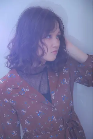 ミディアム 伊藤 裕貴のヘアスタイル