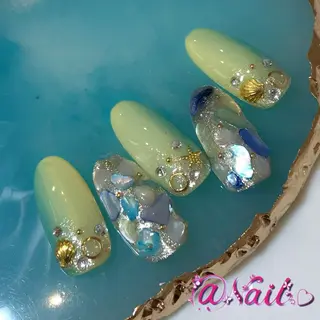 ネイル 小尾 栞のネイルデザイン