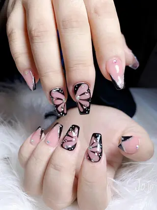 ネイル JOJOネイル所属・JOJO ネイルのネイルデザイン