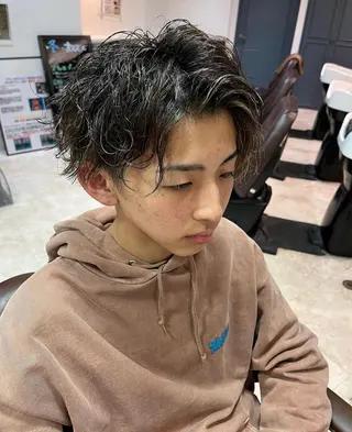 パーマ メンズ 横田 侑杜のヘアスタイル