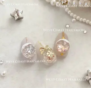 ネイル リボン、ガーリー パーツ放題専門店のネイルデザイン