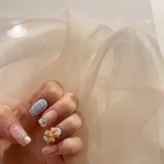 ネイル 黒葛原 めぐみのネイルデザイン