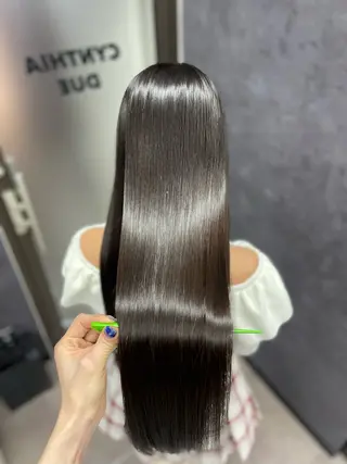 ロング CYNTHIADUE 店長| IRISUのヘアスタイル