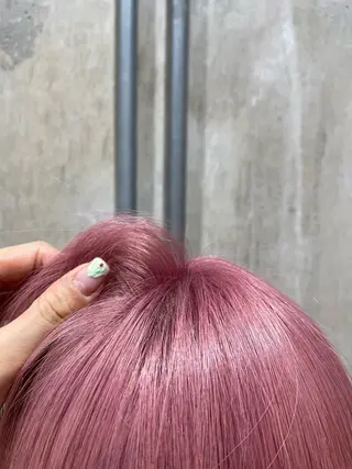 ミディアム カラー ワタナベ アオイのヘアスタイル