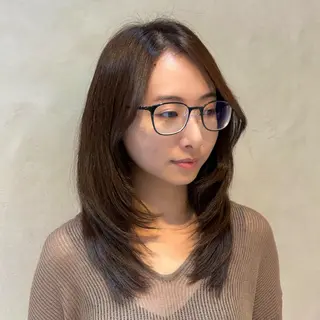 ミディアム three若林 那津のヘアスタイル