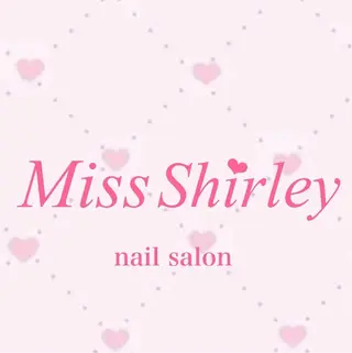 ネイル nailsalon Miss Shirley所属・Miss Shirley新宿のネイルデザイン