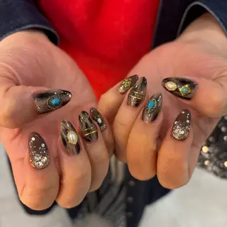 ネイル 栗田 ゆう子のネイルデザイン