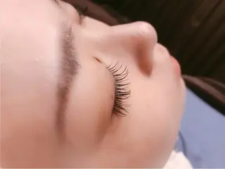 マツエク・マツパ eclat suzumiのヘアスタイル