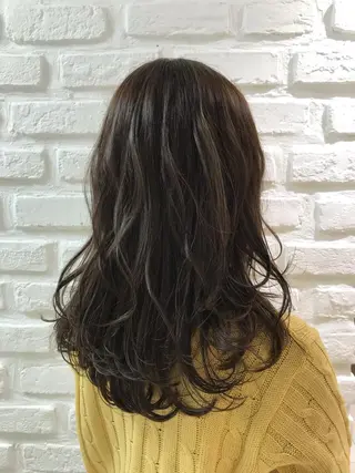 ロング カラー 【暖色カラー特化】 中山由梨のヘアスタイル