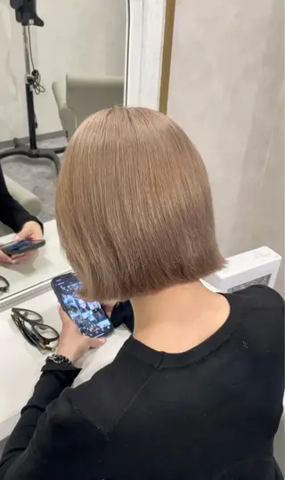 ショート wistell所属・ハイトーン/艶カラー sarina🩷のヘアスタイル