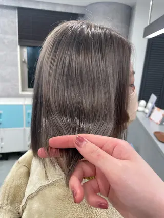 ミディアム ♡似合わせハイトーン ♡maiのヘアスタイル