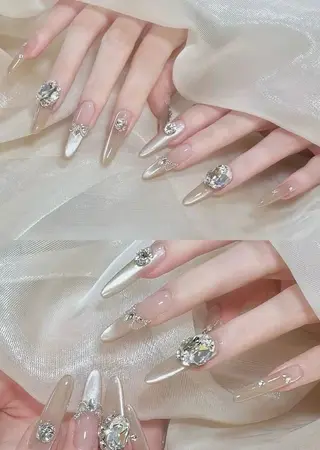 カラー AIN Nailのネイルデザイン