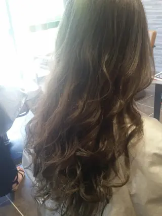 セミロング カラー 北野 親善のヘアスタイル