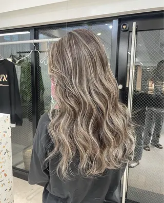 ロング カラー ✨レイヤーカット 海外ヘア/原宿✨のヘアスタイル