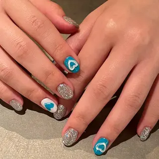 ネイル 長谷川 亜美のネイルデザイン