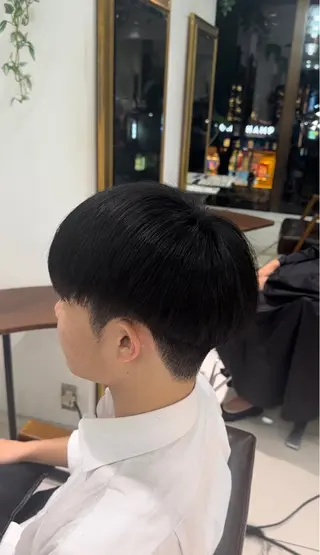 メンズ SALOWIN渋谷caldo店B1所属・岐津公太 メンズ縮毛矯正のプロのヘアスタイル