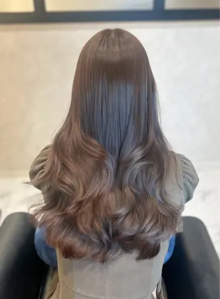 ロング カラー &chaLme   心斎橋所属・emi/髪質改善/ 韓国風/艶カラーのヘアスタイル