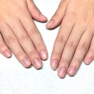 ネイル THECOLORS所属・近貞 莉奈のネイルデザイン