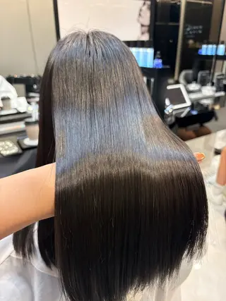 ロング HARUKI MINATO Japan FUKUOKA所属・秋屋 美々梨のヘアスタイル