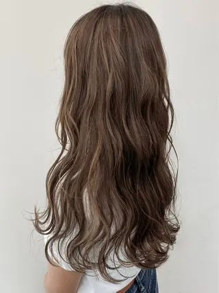ロング カラー 🫧Kirara 🫧透明感カラーのヘアスタイル