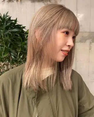 カラー wewe: momoeのヘアスタイル