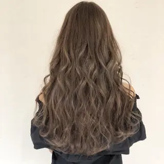 ロング カラー 小島嵩人 縮毛矯正 髪質改善のヘアスタイル