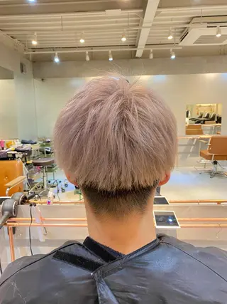 ショート カラー メンズ ハイトーン×似合わせ 🌱中川慎之介のヘアスタイル