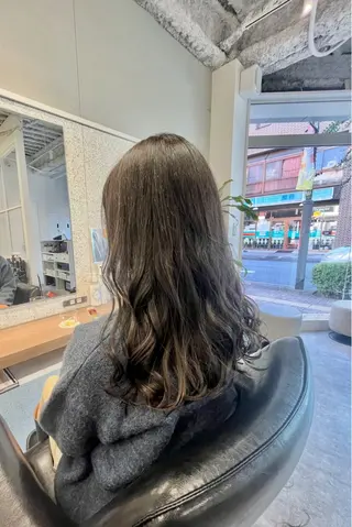 ロング カラー ヘアアレンジ 🍓艶髪/艶カラー ハイトーン/しんたにのヘアスタイル