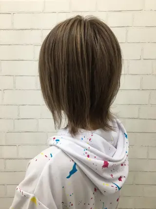 ショート カラー 宇田川 直輝のヘアスタイル