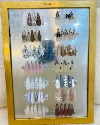 ネイル かわいいは正義　南越谷店所属・Lunon Miyuuのネイルデザイン