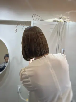 ショート CLOVE所属・下石怜子/レイヤー/ 透明感カラーのヘアスタイル