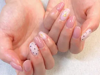 ネイル 新橋 ルキナ スタッフのネイルデザイン