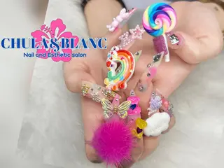 CHULA& BLANCのネイルデザイン