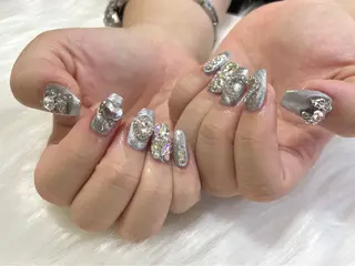 ネイル Neige所属・Neige 𓂃 aiのネイルデザイン