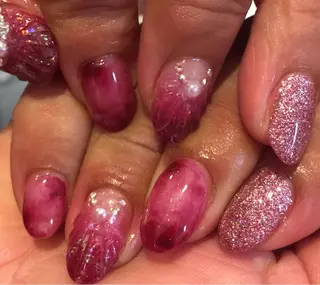 ネイル juedi nail(木曜日のネイル)所属・juedi nail 〜木曜日のネイル〜のネイルデザイン